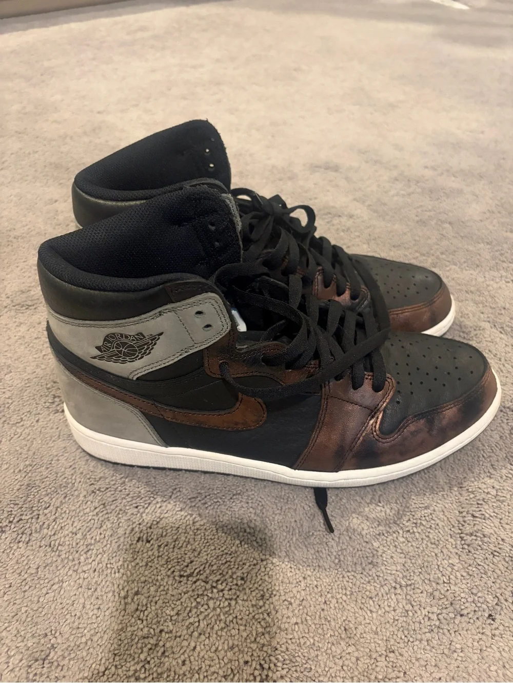 Air Jordan 1 High Black, Bronze & Gray